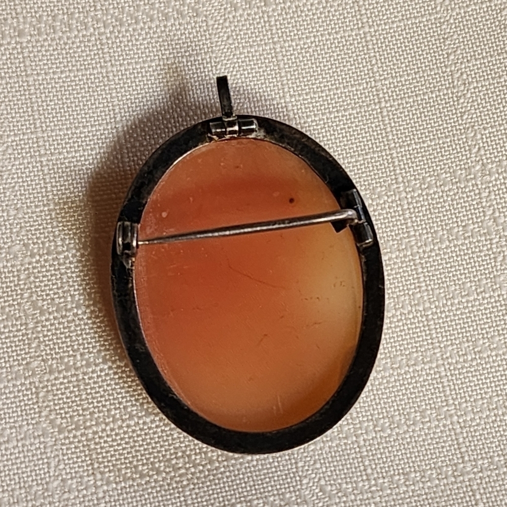 Antique Cameo Conch Shell Carved  Pendant BroochBezel set in Sterling Silver - Picture 6 of 8
